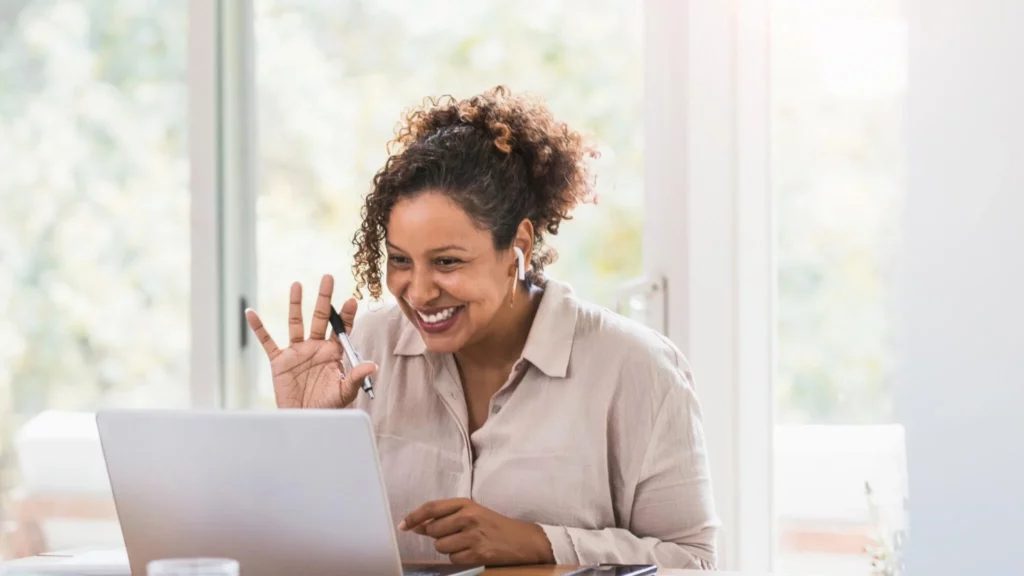 Woman using an AI Meeting Assistant